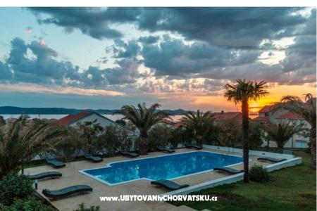  Villa Mediterano Bibinje + pool foto 3