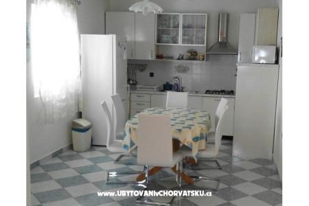 Vakantiehuis Iva foto 2