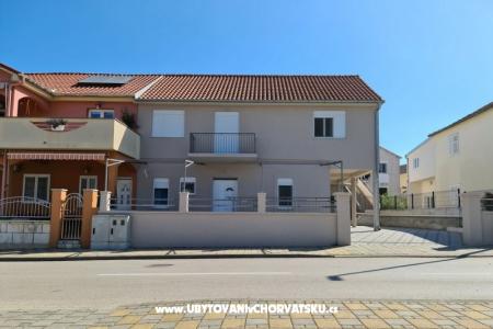 Appartementen Ćelić Biograd Kroatië