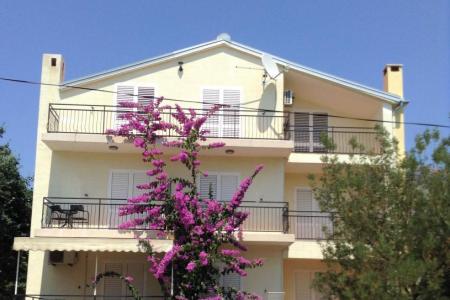 Appartementen Mara  Biograd Kroatië