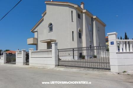 Appartementen Roko Biograd Kroatië