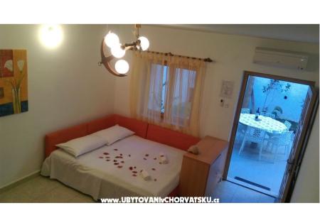 Appartement Restović foto 4
