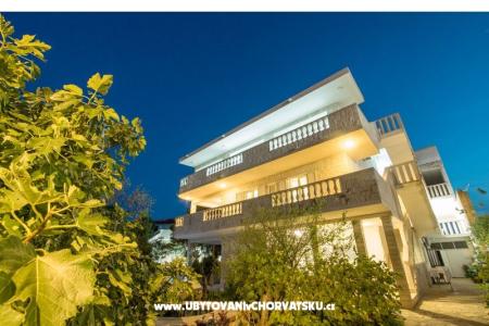 Appartementen Silva eiland Brac Kroatië