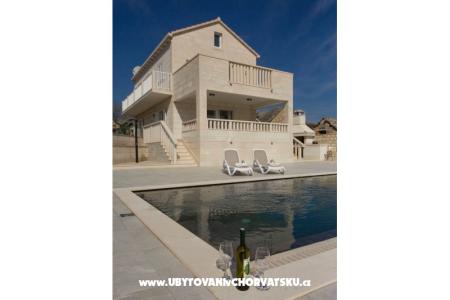Vakantiehuis Lokanjac eiland Brac Kroatië
