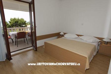 Appartementen Brela Klarić foto 3