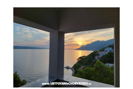 Appartementen Čikeš Brela Kroatië