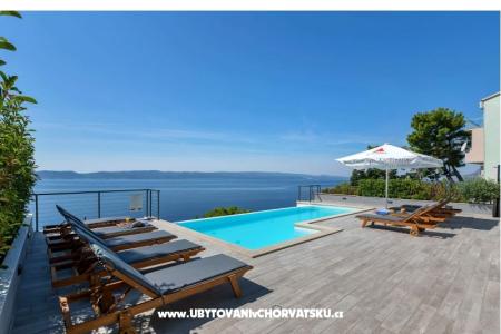 Matko oasis Brela Kroatië