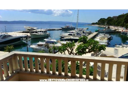 Brela by the Sea / Center Brela Kroatië