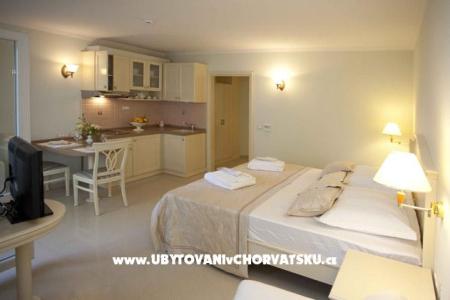 Apart hotel Brela SP Sunčeva postel foto 4