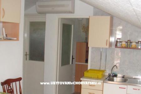 Appartement Dina foto 3