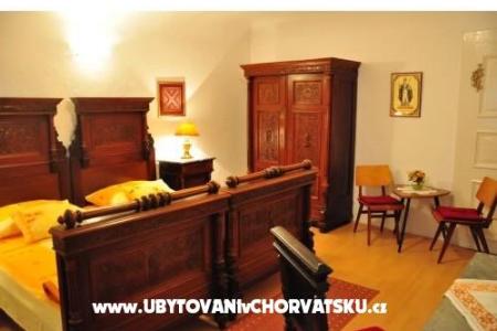 Appartementen &amp; room Giron foto 5