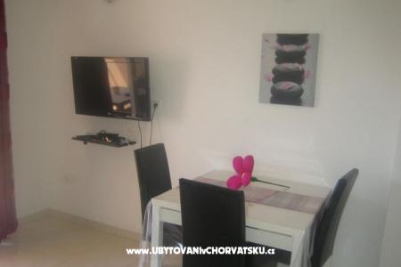 Appartementen Roje Sv. Filip i Jakov foto 2