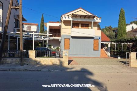 Appartementen Be-Bu-Mar Sv. Filip i Jakov Kroatië