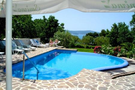 Vila Smirna 4*  met zwembad  foto 2