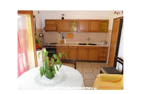 Appartementen Joško- 2 San Giorgio foto 5
