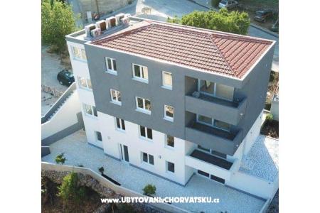 Appartement pro 10 hostů Igrane Kroatië