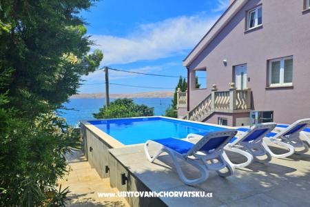 Beachfront Appartementen Baricevic wit Karlobag Kroatië