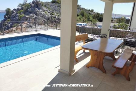 Beachfront Huis Robert met zwembad foto 2