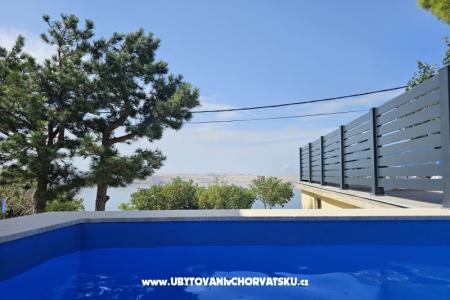 Beachfront Holiday Huis Ivana with – Karlobag Kroatië