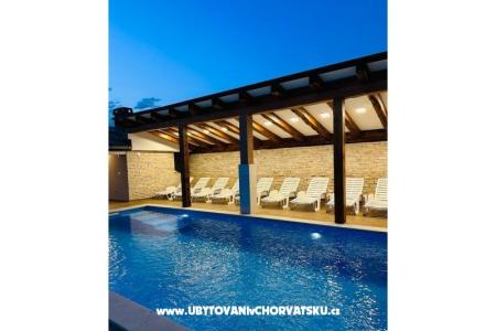 Villa Robert 2 met zwembad Cesarica Karlobag Kroatië