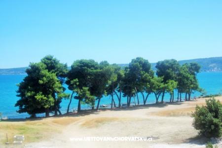 Rumin Appartement 6+2 Kastela Kroatië