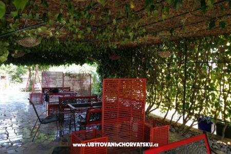 Appartementen Blazevic, Njivice foto 5