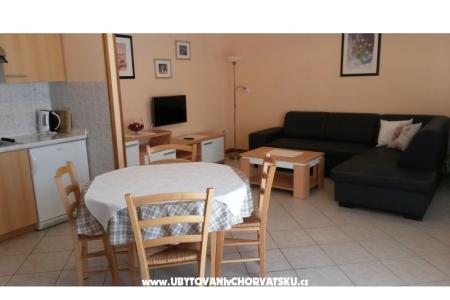 Appartementen Dujmovic Baska foto 2