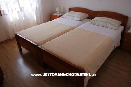 Appartementen Dujmovic Baska foto 4