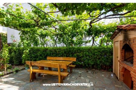 Appartementen Dujmović foto 2