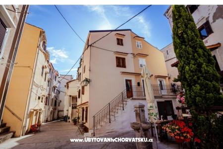 Appartementen Funtana  eiland Krk Kroatië