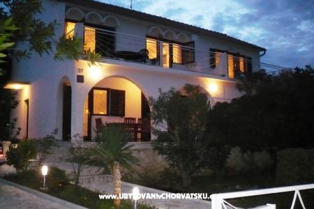 Appartementen Zana foto 4