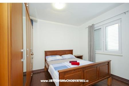 Cezar Appartement foto 5