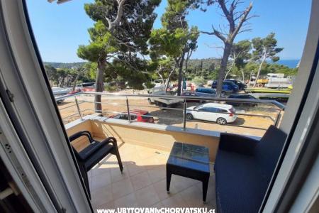 Stan centar Makarska foto 3