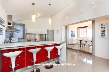 Comtemporary Appartement foto 2