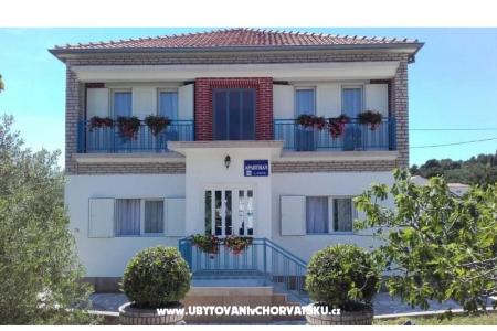 Appartementen A.Jelovčić eiland Murter Kroatië