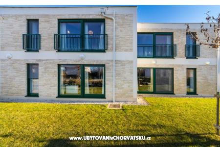 Queen Beach Resort Appartementen foto 2