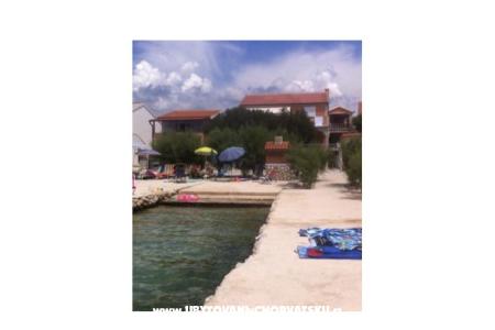 Appartementen Kustić Novalja - Pag Kroatië