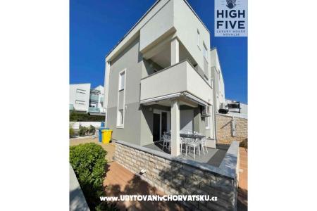 High Five Luxury Huis Novalja foto 2