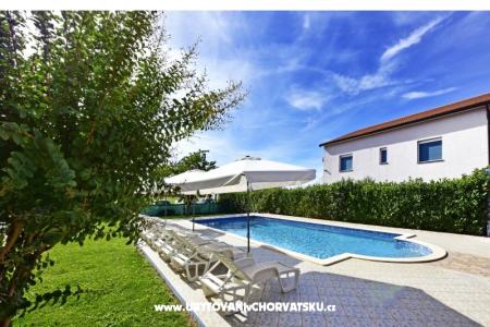 Appartementen Tina foto 3