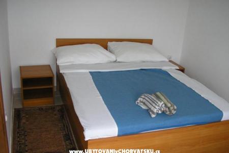 Appartementen Ambruš foto 4