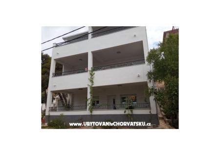 Appartement Jure Perić Omis Kroatië