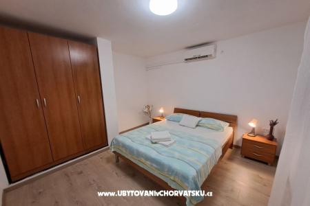 Appartementen AGAVA Omis Kroatië