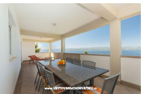 Appartementen Pezo Omis Kroatië