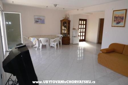 Vila Fila Duce Omis foto 3