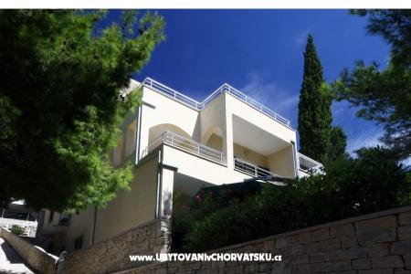 Villa Lubin Omis Kroatië