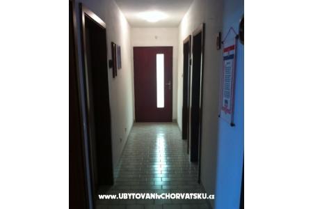 Appartementen Ćurić Povljana foto 5