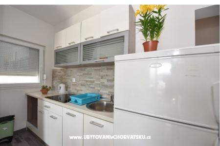 VAL Appartementen St. Novalja foto 4