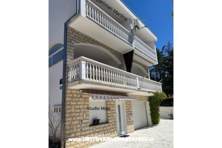 Appartement Martina, studio Maja Starigrad Paklenica Kroatië