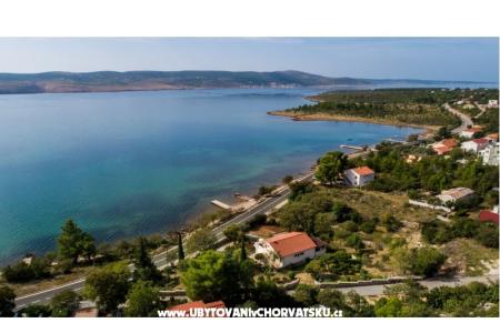 Appartementen Ana Starigrad Paklenica Kroatië