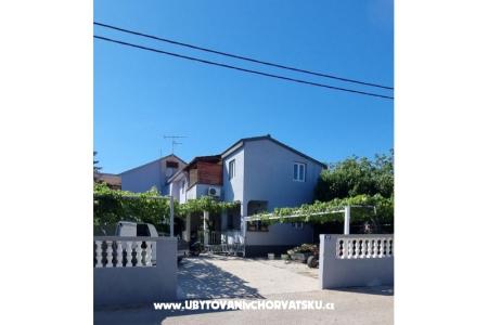 Appartementen Anka Pakostane Kroatië
